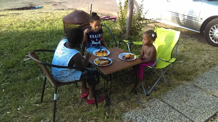 Acorn Mobile Village Picture 5