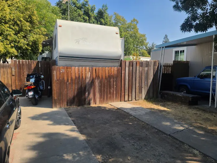 Bamboo Tree Mobile Home Park Picture 1