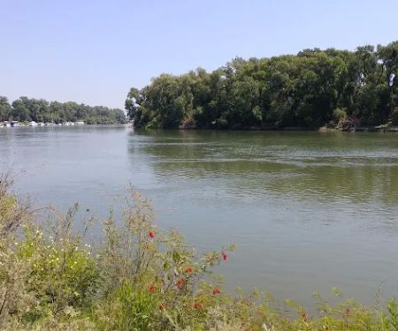 Sherwood Harbor Marina & RV Park