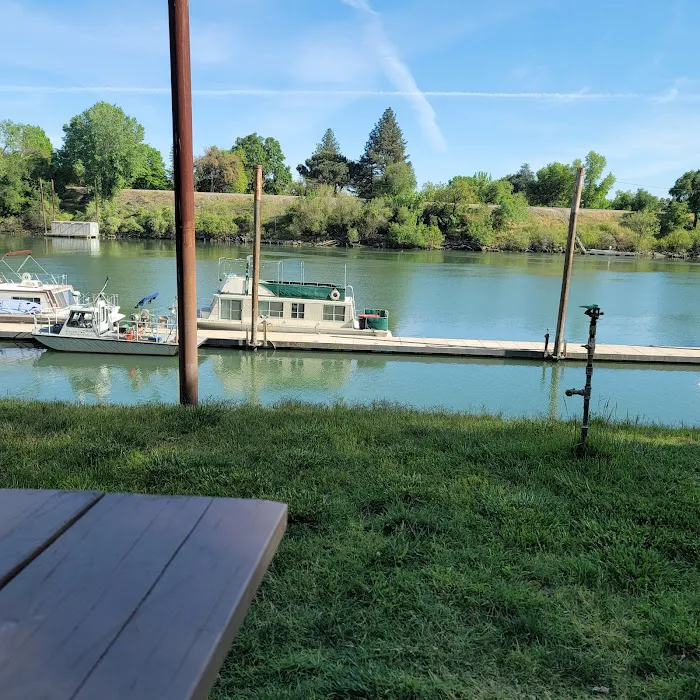 Sherwood Harbor Marina & RV Park Picture 3
