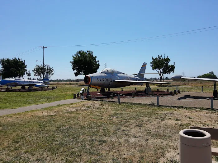 Castle Air Museum RV Park Picture 9