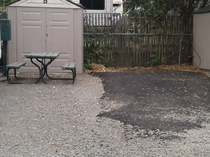 Villa Trailer Park Picture 7