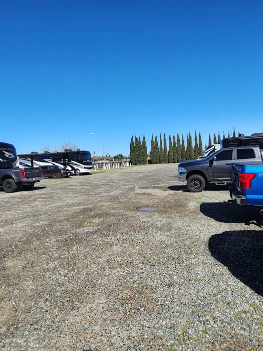 Cal Expo RV Park Picture 7