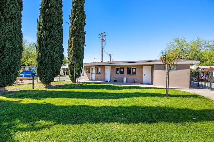 Park Royal Estates Picture 8