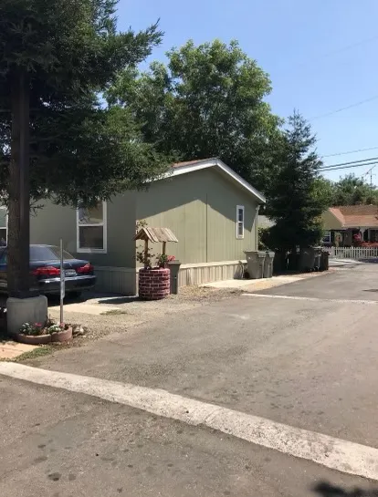 Redwood Capitol MHP Picture 3