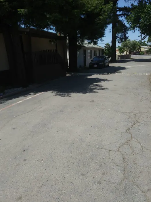 Skylark Mobilehome Park Picture 1