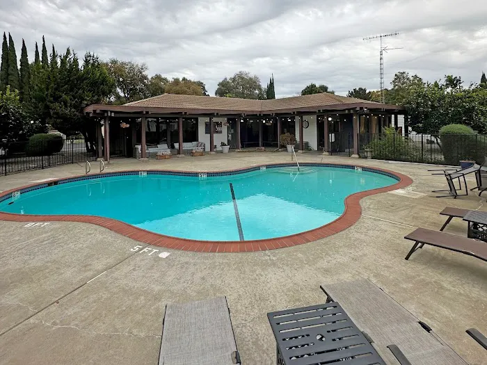 Park West Mobile Home Park Picture 7