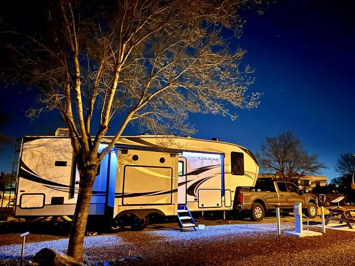 Merced, CA Elks RV Park Picture 9
