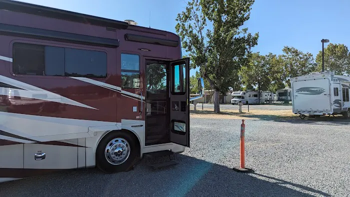 Sonoma County Fairgrounds RV Park Picture 2