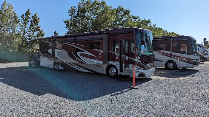 Sonoma County Fairgrounds RV Park Picture 4