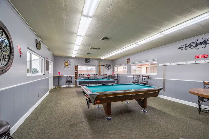 Mobil Country Club Picture 1