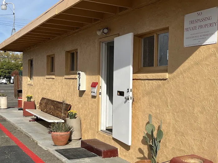 Sacramento Village RV & Mobile Home Park Picture 3