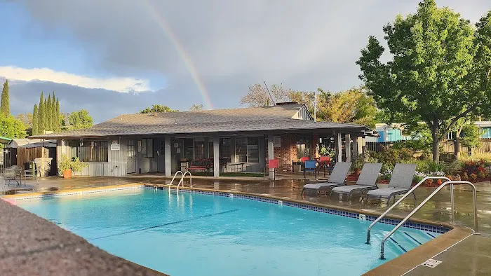 North Sacramento Mobile Home Park Picture 6