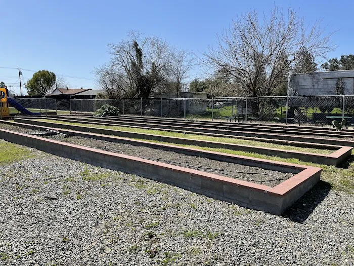 Silver Eagle Mobile Home Park Picture 4