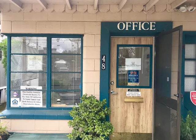 College Oaks MH & RV Park Picture 4