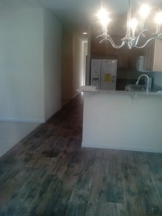 Creekside Mobile Home Park Picture 2