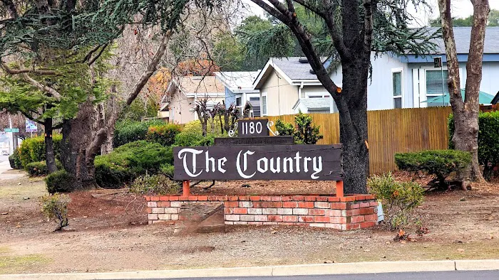 Country Mobile Home Park Picture 4