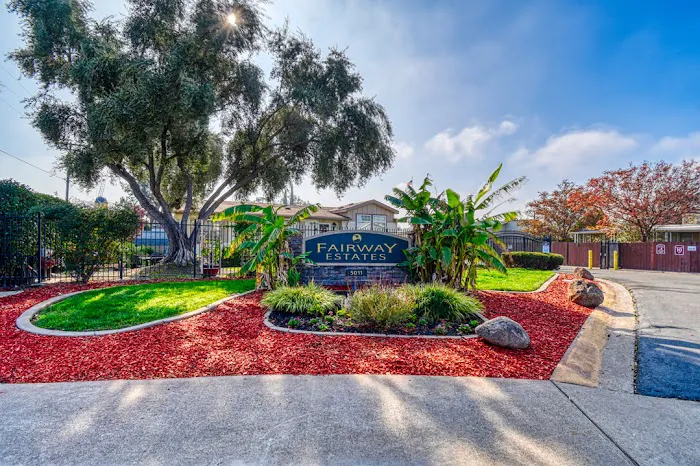 Fairway Estates MHC Picture 2