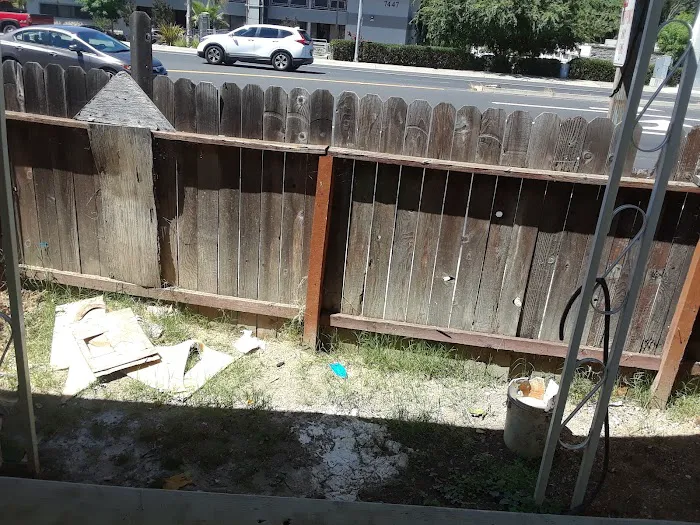 Auburn Oaks Mobile Home Park Picture 2
