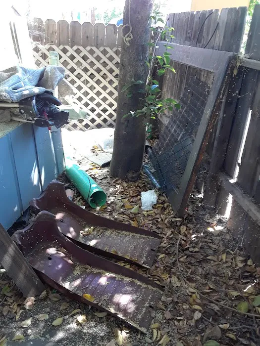 Auburn Oaks Mobile Home Park Picture 4