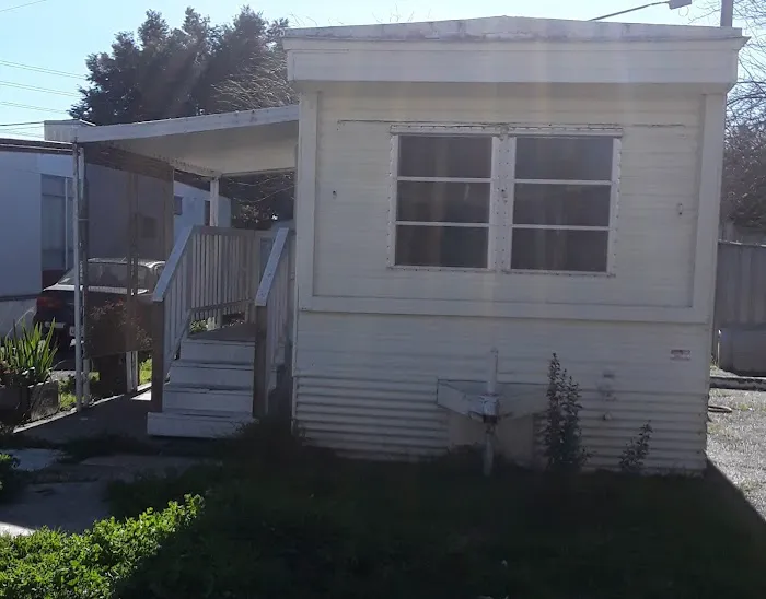 Twilight RV & Mobile Home Park Picture 10