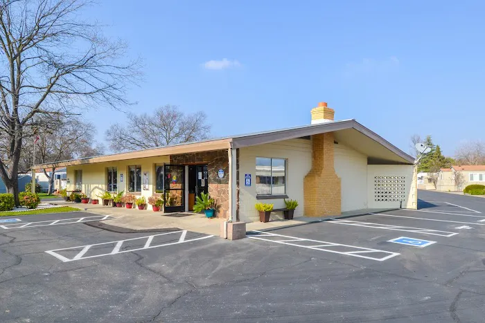 Country Squire Estates Picture 4