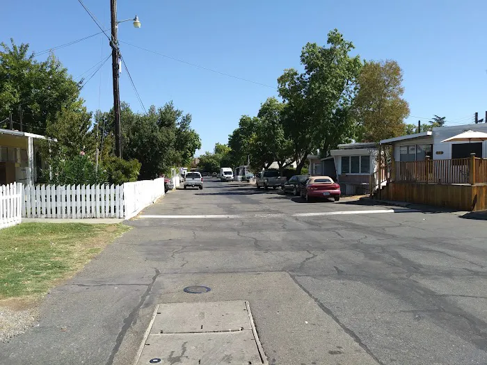 Sunshine Mobile Village Picture 9