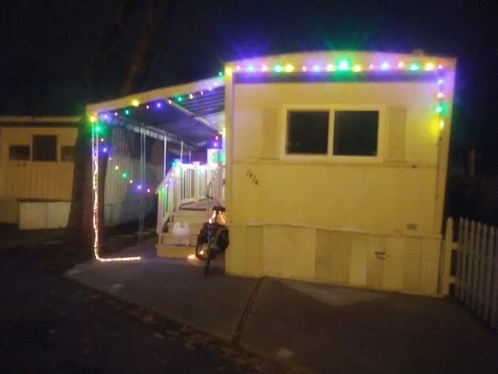 Sunshine Mobile Village Picture 4