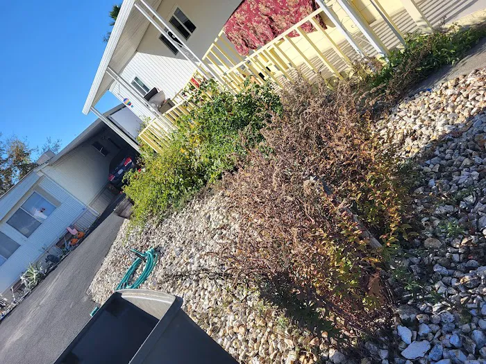 Colonial Park Inc Picture 8