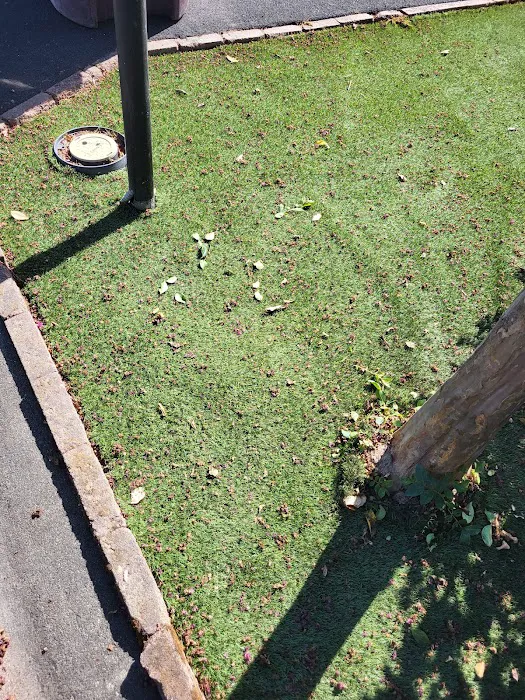 Colonial Park Inc Picture 9