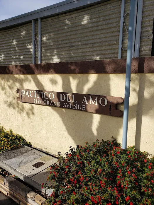 Pacifico Del Amo Mobile Park Picture 6