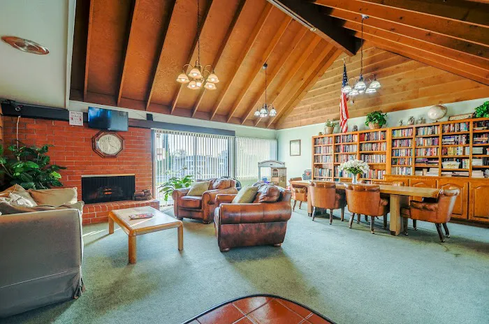 Meadowbrook Mobile Home Park Picture 3