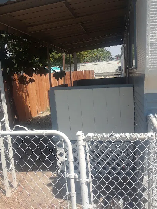Auburn Vista Mobile Home Park Picture 8
