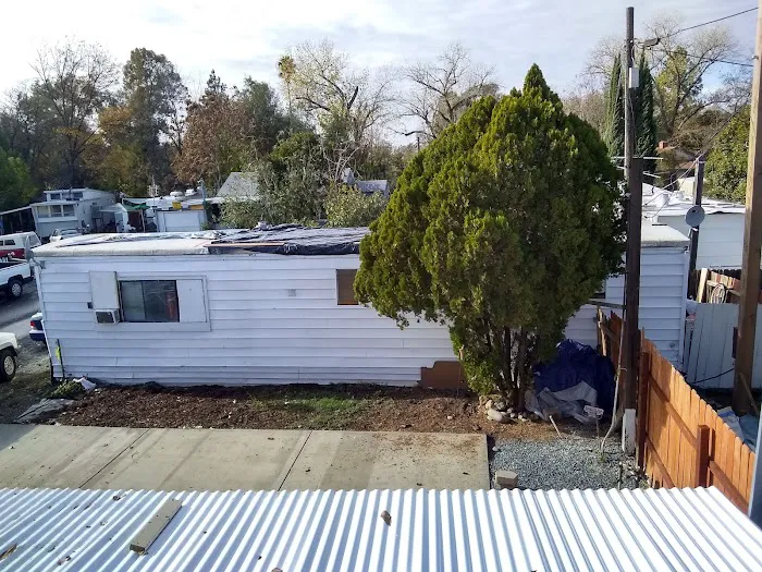 Auburn Vista Mobile Home Park Picture 10