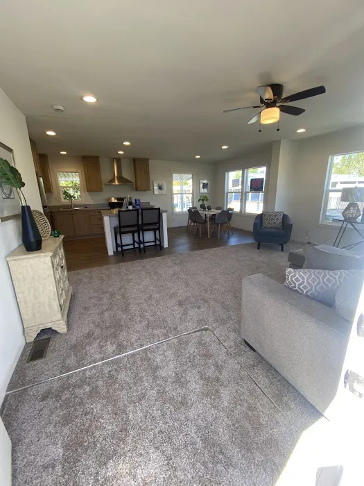 Stonegate Mobile Home Estates Picture 6