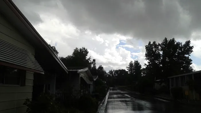 Country Villa Senior Citizen Mobile Home Park Picture 6