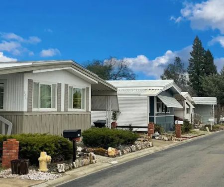 Lakeside Village Mobile Home Park