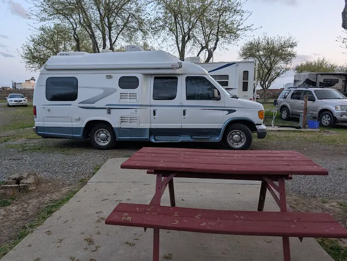 Happy Time RV Park Picture 7