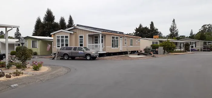 Shamrock Mobile Home Community Picture 4