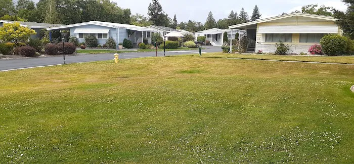 Shamrock Mobile Home Community Picture 8