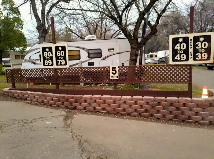 Loomis RV Park Picture 7