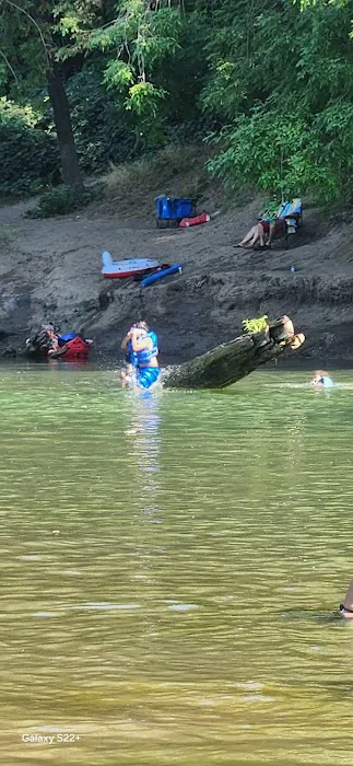 Mirabel RV Park & Campground Picture 10