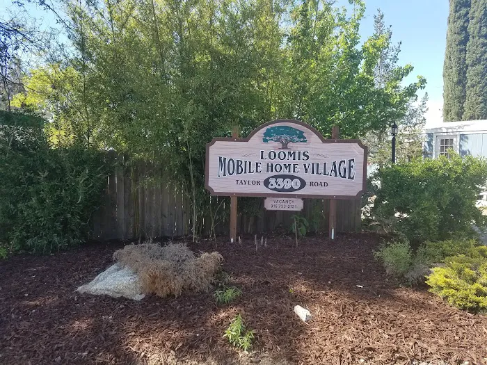 Loomis Mobile Home Village Picture 2