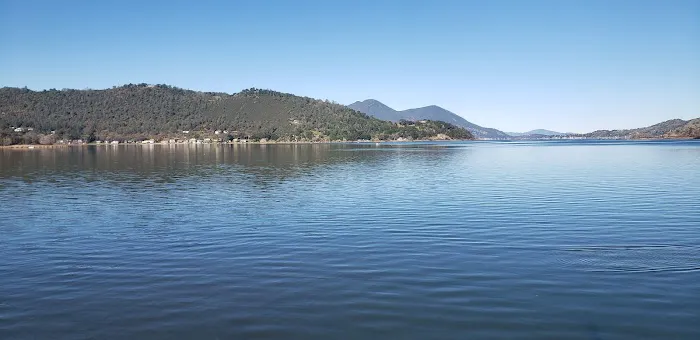 Lake Front Mobile Home & RV Park Picture 1