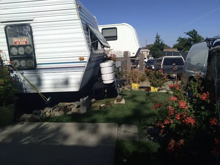 Flanigan Mobile Home Park Picture 3