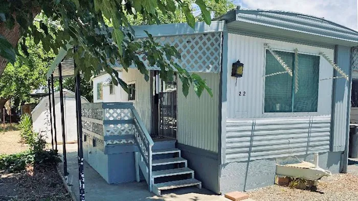 Willows Mobile Home & RV Park Picture 2