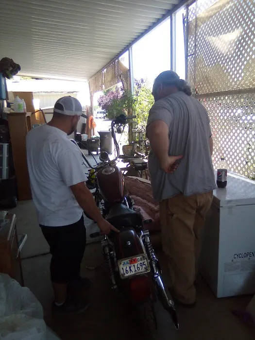 Castlewood Mobile Home Park Picture 3