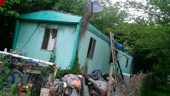 Pleasant Grove Mobile Home Pk Picture 1