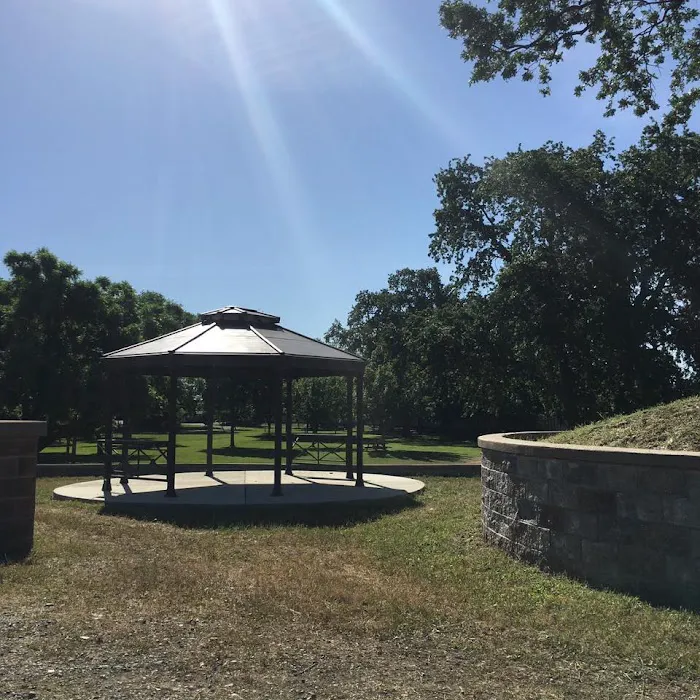 Riffles RV Park & Campground Picture 1