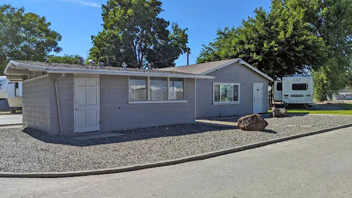 Oroville Mobile Home Park Picture 3